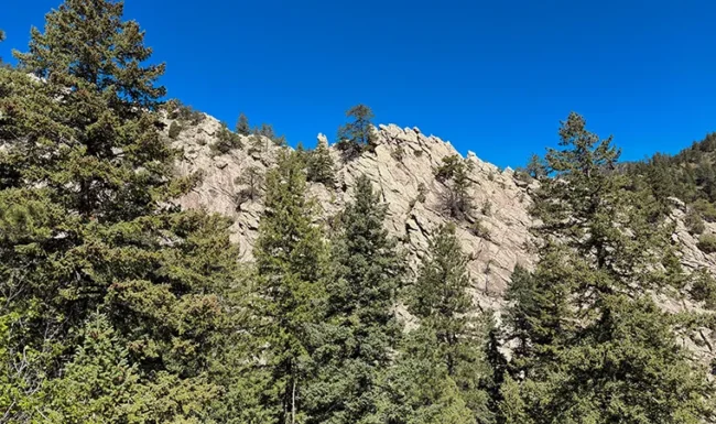 Eldorado Canyon State Park: Rattlesnake Gulch trail view of mountain