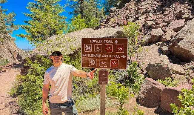 Eldorado Canyon State Park: Trail signs