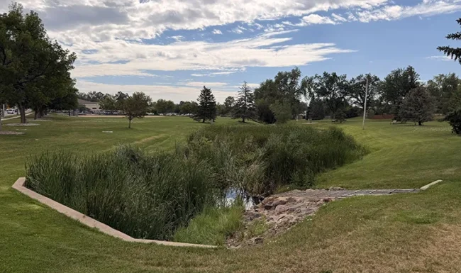 Midway Park South, Broomfield: Pond